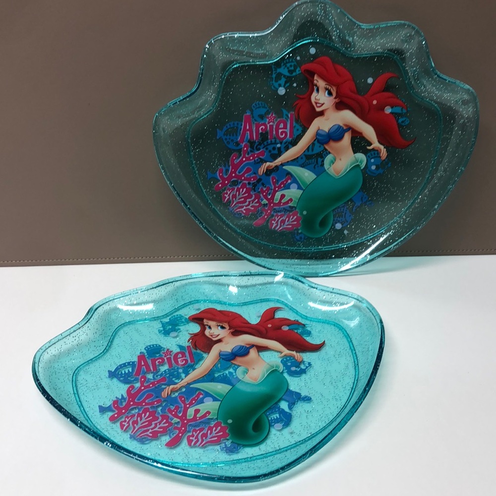 Disney Ariel clear dinner plates set of 2 - Picture 3 of 6